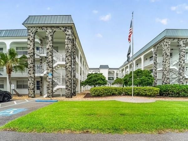 4801 AIRPORT ROAD, Unit 119, ZEPHYRHILLS, FL 33542