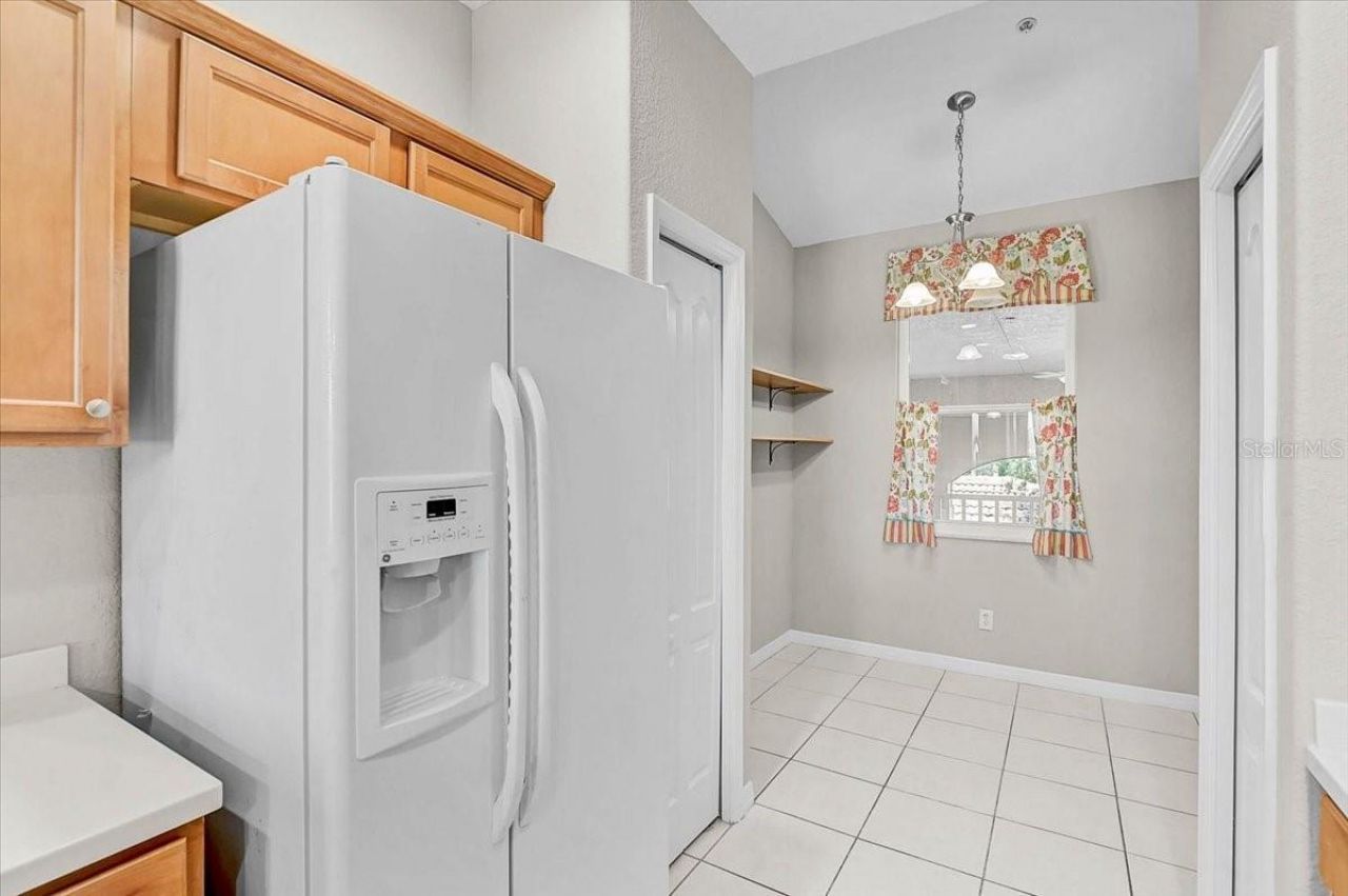 915 Fairwaycove Lane, Unit 201, Bradenton, FL 34212 Photo