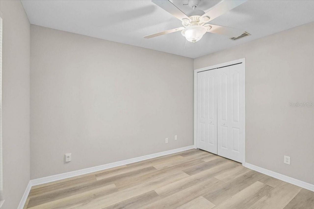 915 Fairwaycove Lane, Unit 201, Bradenton, FL 34212 Photo