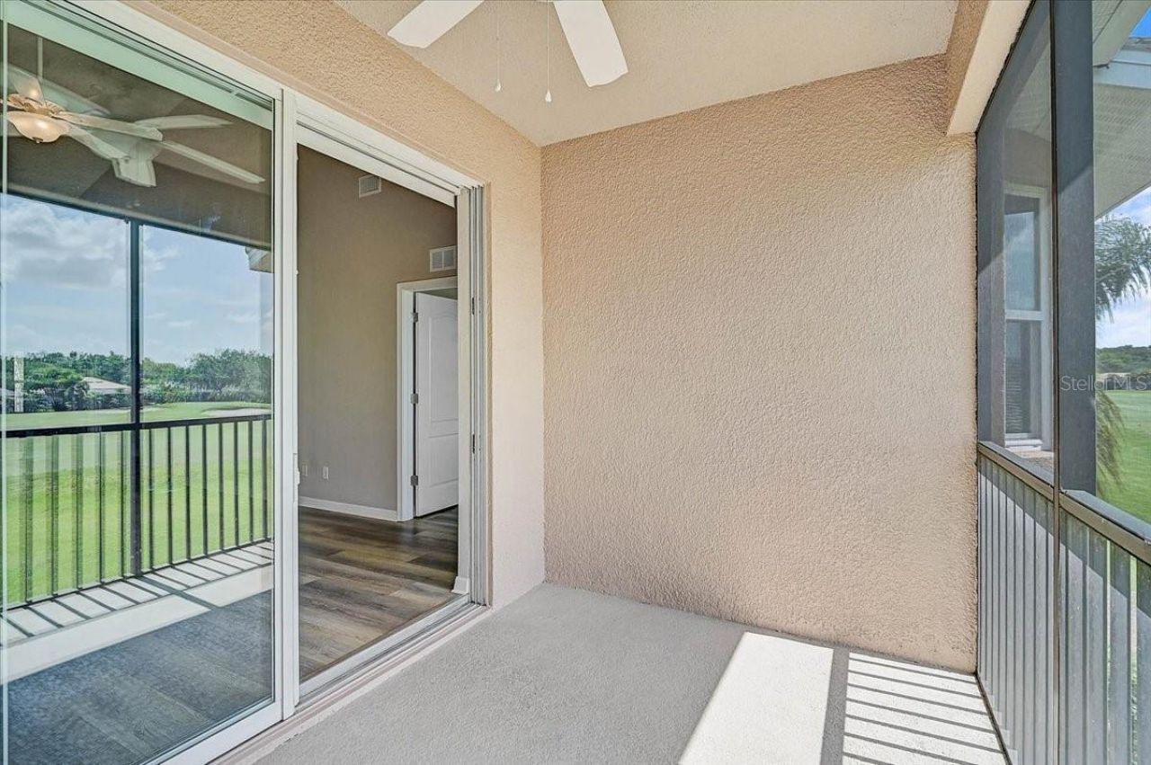915 Fairwaycove Lane, Unit 201, Bradenton, FL 34212 Photo