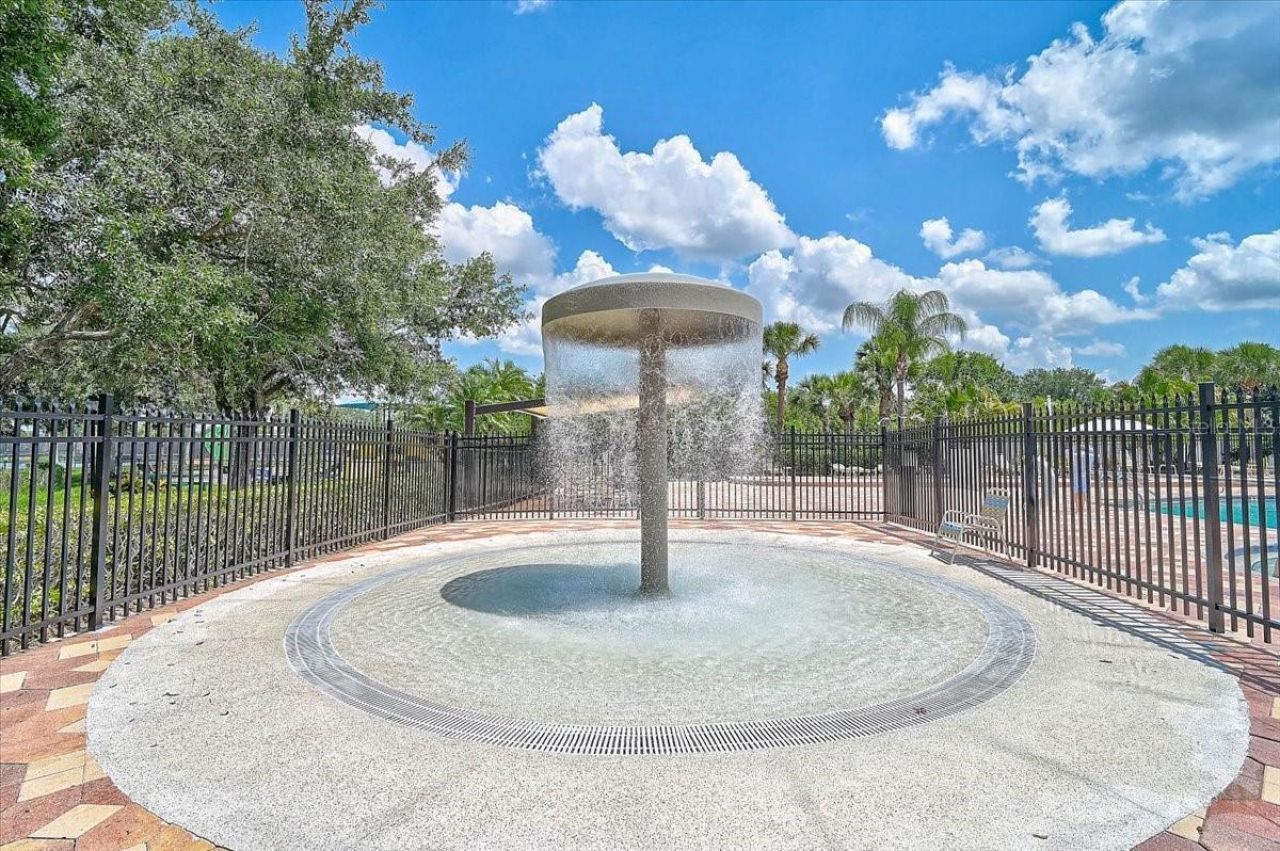 915 Fairwaycove Lane, Unit 201, Bradenton, FL 34212 Photo