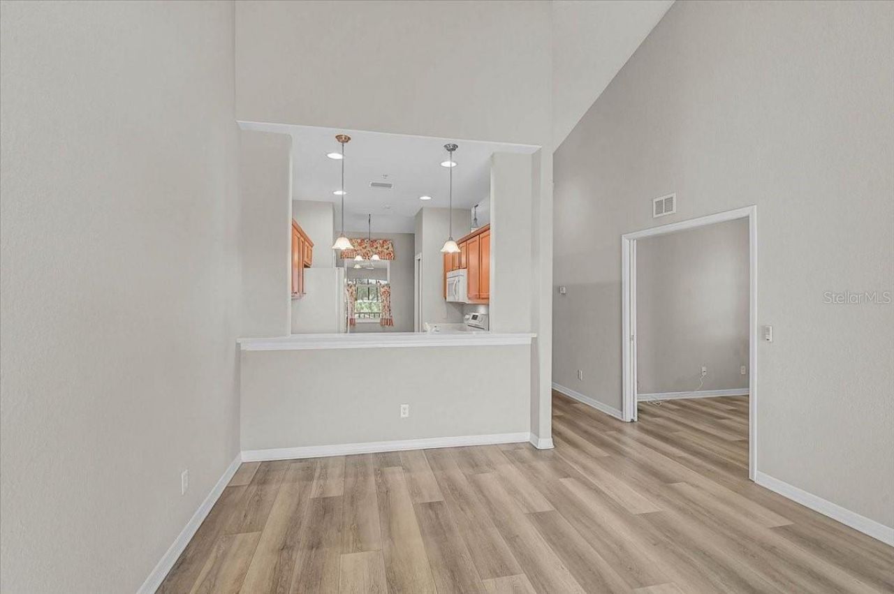 915 Fairwaycove Lane, Unit 201, Bradenton, FL 34212 Photo