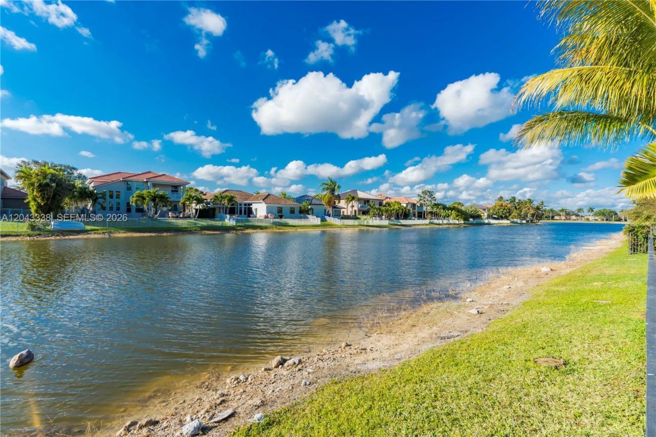 3240 SW 190th Ave, Miramar, FL 33029 Photo