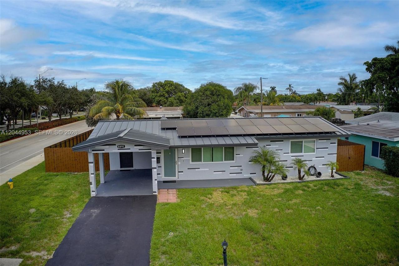 8891 NW 11th St , Pembroke Pines, FL 33024 Photo