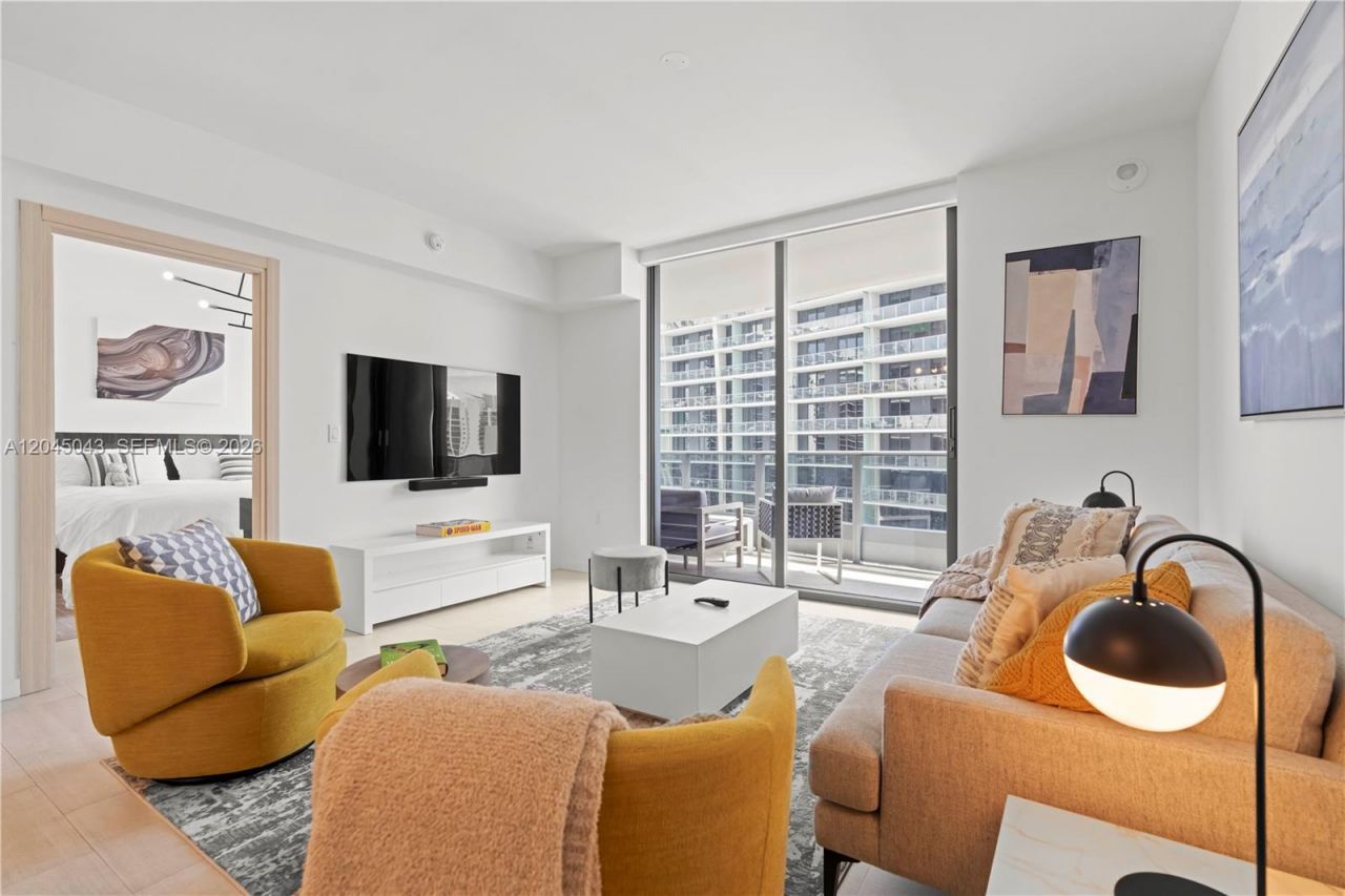 1000 E Brickell Plz , Unit 3803, Miami, FL 33131 Photo