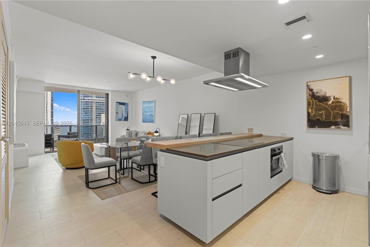 1000 E Brickell Plz , Unit 3803, Miami, FL 33131 Photo