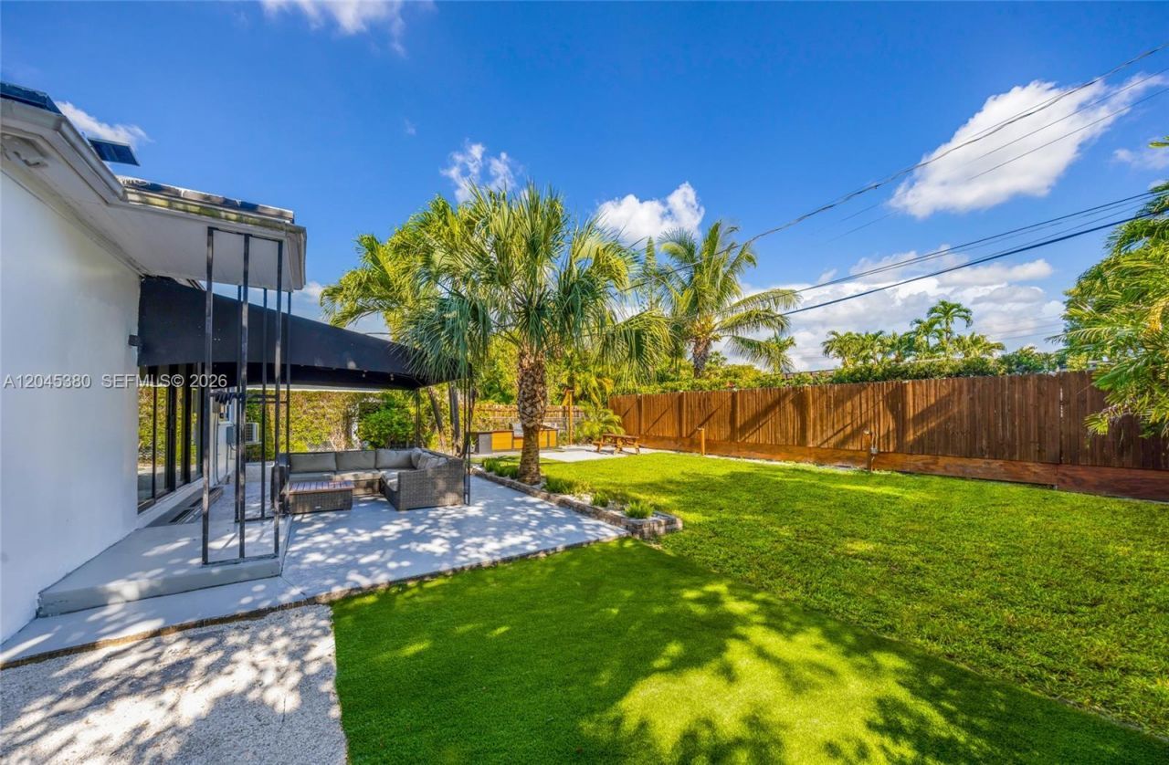 365 Fairway Dr , Miami Beach, FL 33141 Photo