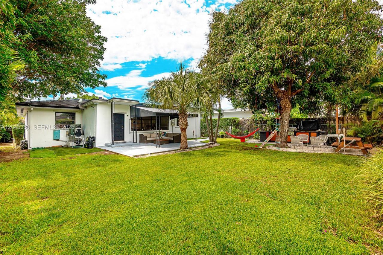 365 Fairway Dr , Miami Beach, FL 33141 Photo