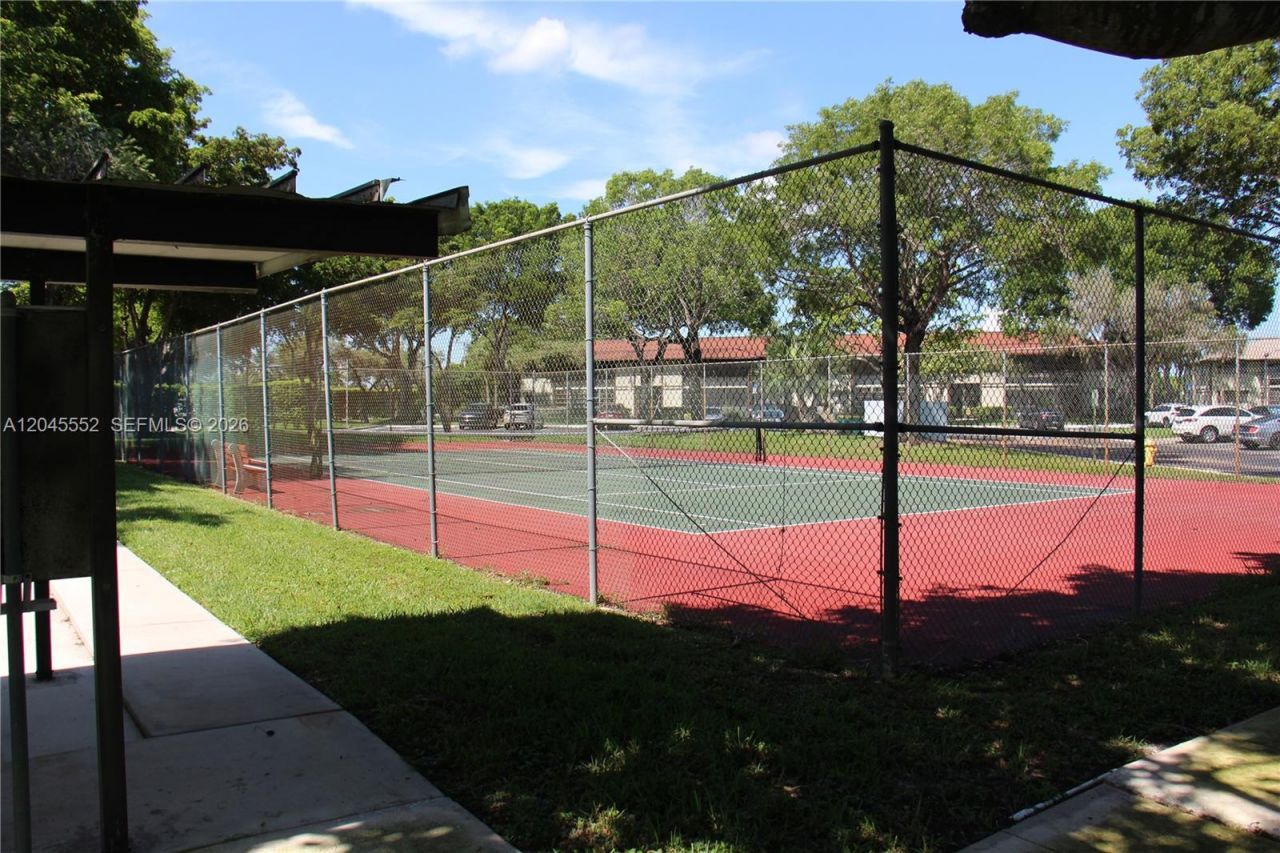 9459 W Mcnab Rd , Unit 215, Tamarac, FL 33321 Photo