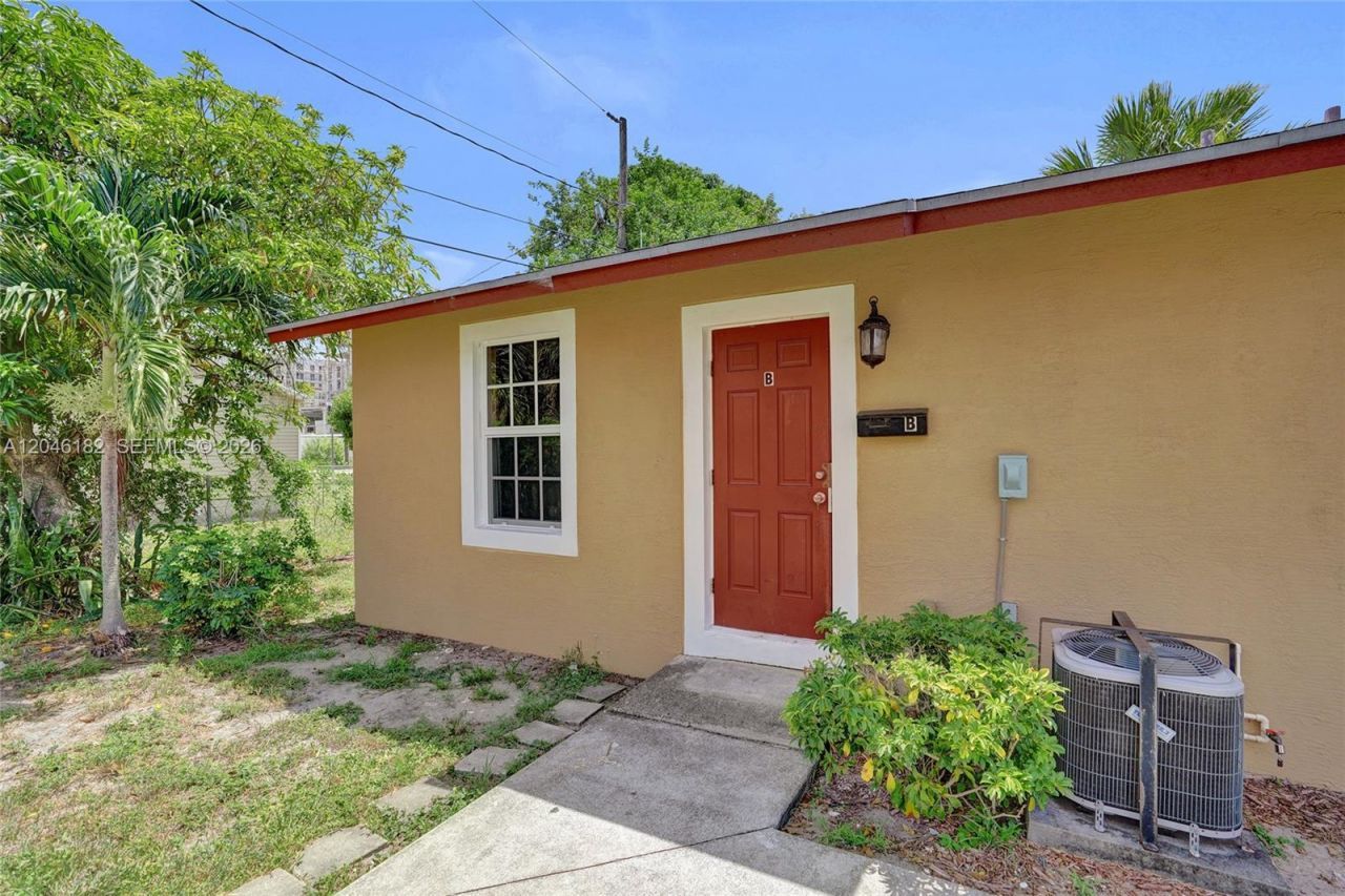 727 22nd St , Unit B, West Palm Beach, FL 33407 Photo