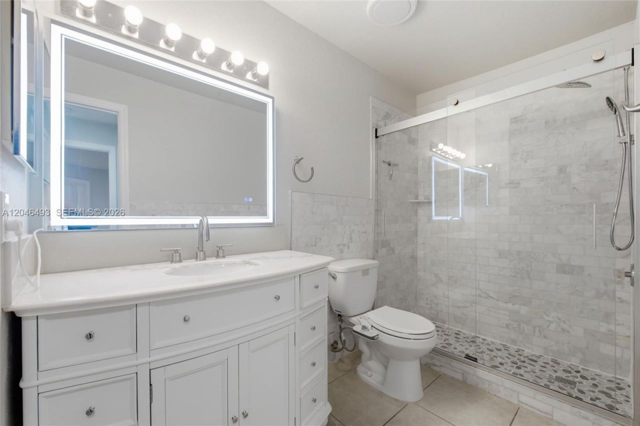 2846 S University Dr , Unit 4104, Davie, FL 33328 Photo