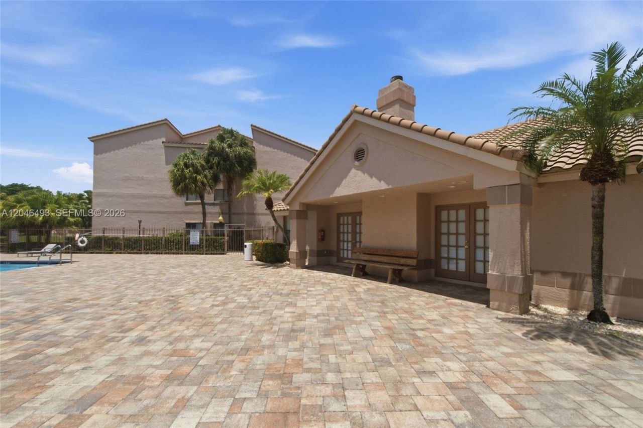 2846 S University Dr , Unit 4104, Davie, FL 33328 Photo
