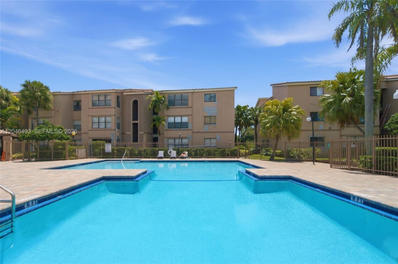 2846 S University Dr , Unit 4104, Davie, FL 33328 Photo