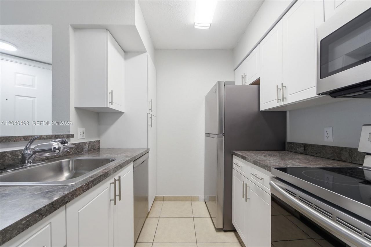 2846 S University Dr , Unit 4104, Davie, FL 33328 Photo