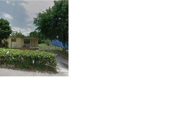 Opa-Locka, FL 33054