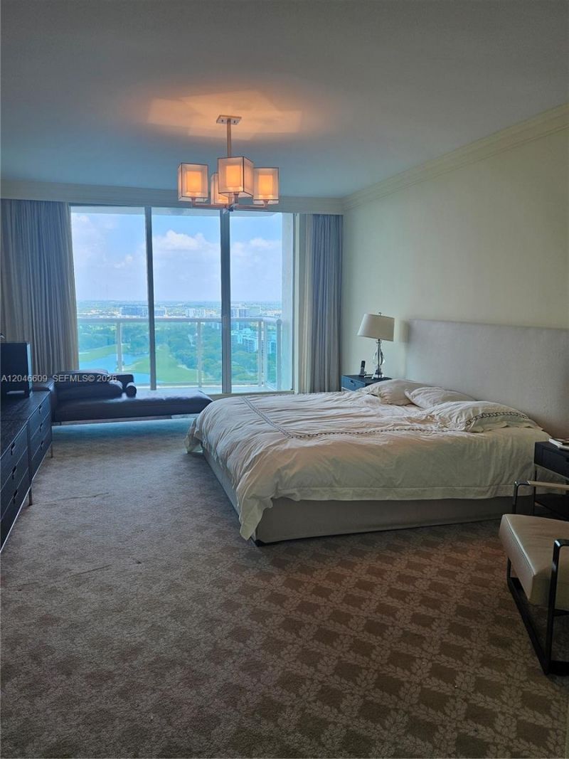 20201 E Country Club Dr , Unit 2409, Aventura, FL 33180 Photo