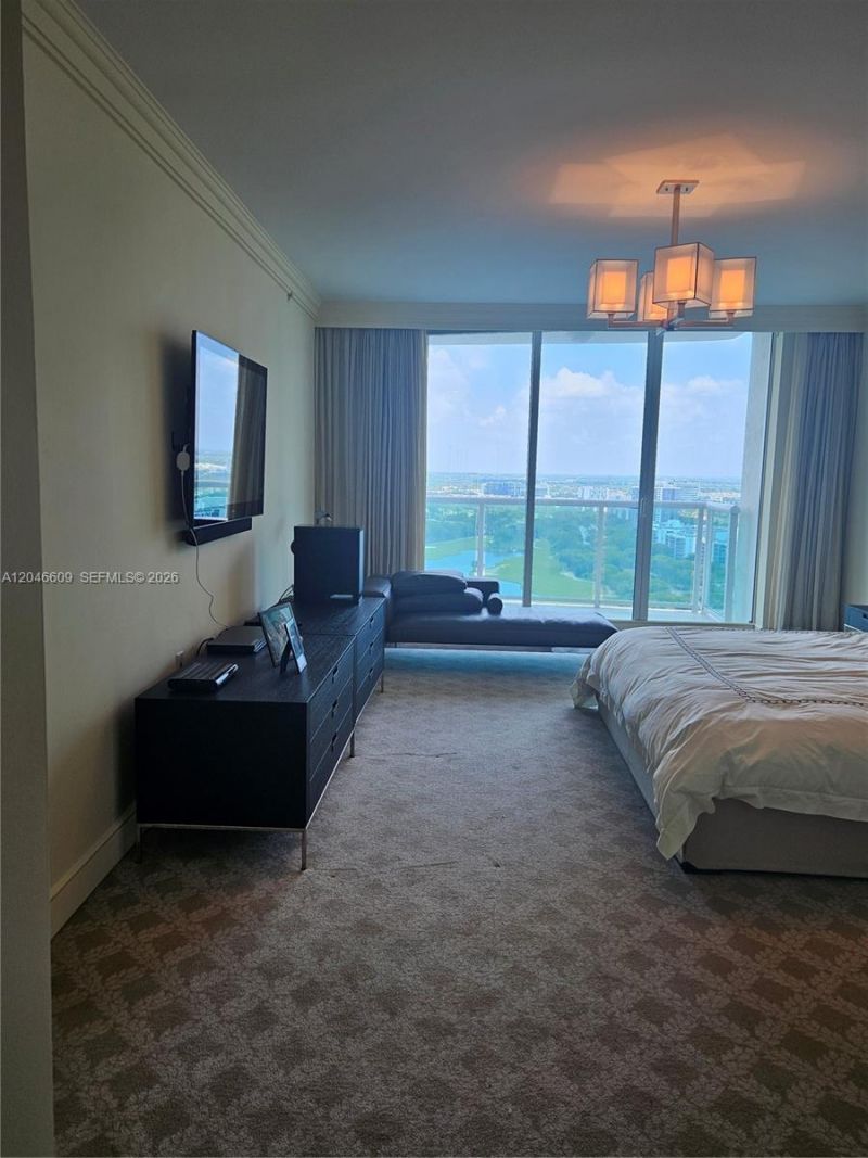 20201 E Country Club Dr , Unit 2409, Aventura, FL 33180 Photo