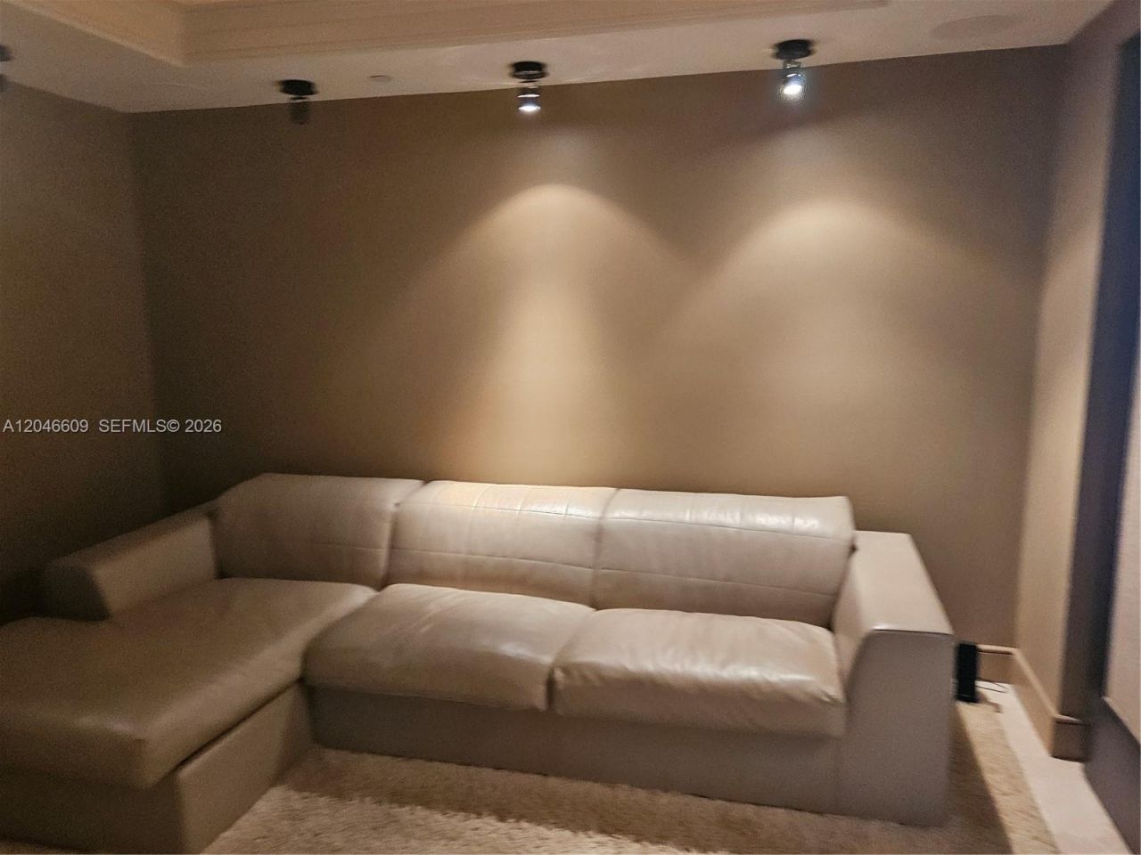 20201 E Country Club Dr , Unit 2409, Aventura, FL 33180 Photo