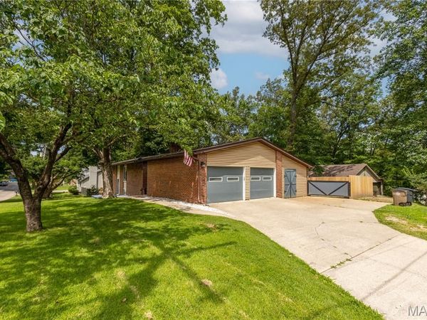 1700 Bertling Street , Cape Girardeau, MO 63701