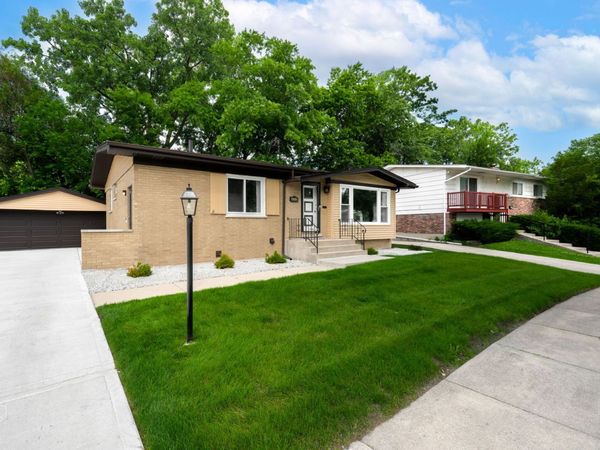 Glenwood, IL 60425