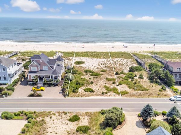 699 Dune Road , Westhampton Dunes, NY 11978