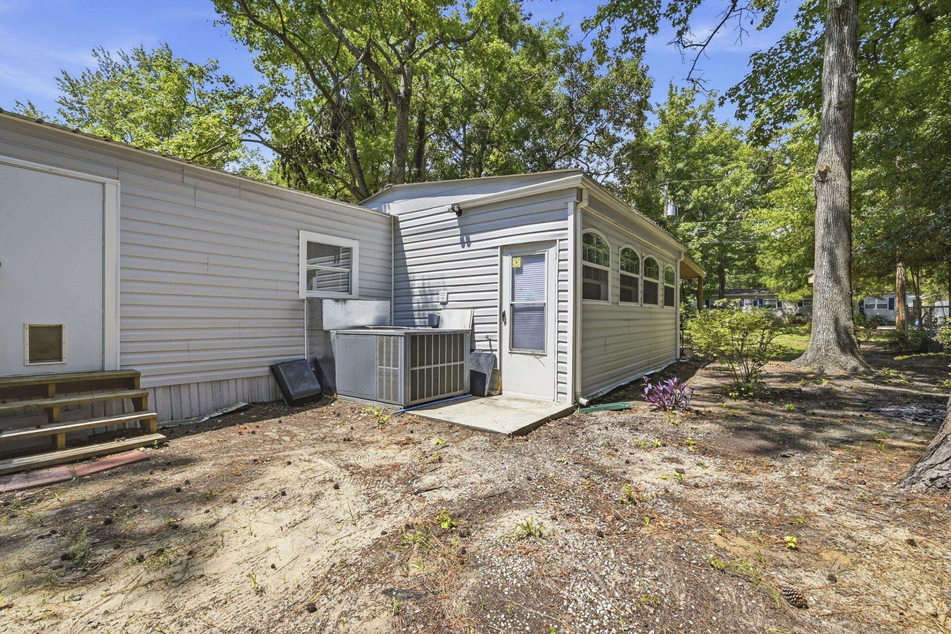 429 East Surfwind Dr. Photo 34