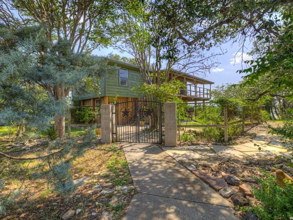 785 Park Shores, Canyon Lake, TX 78133