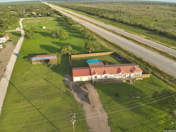 126 County Road 613, Skidmore, TX 78389