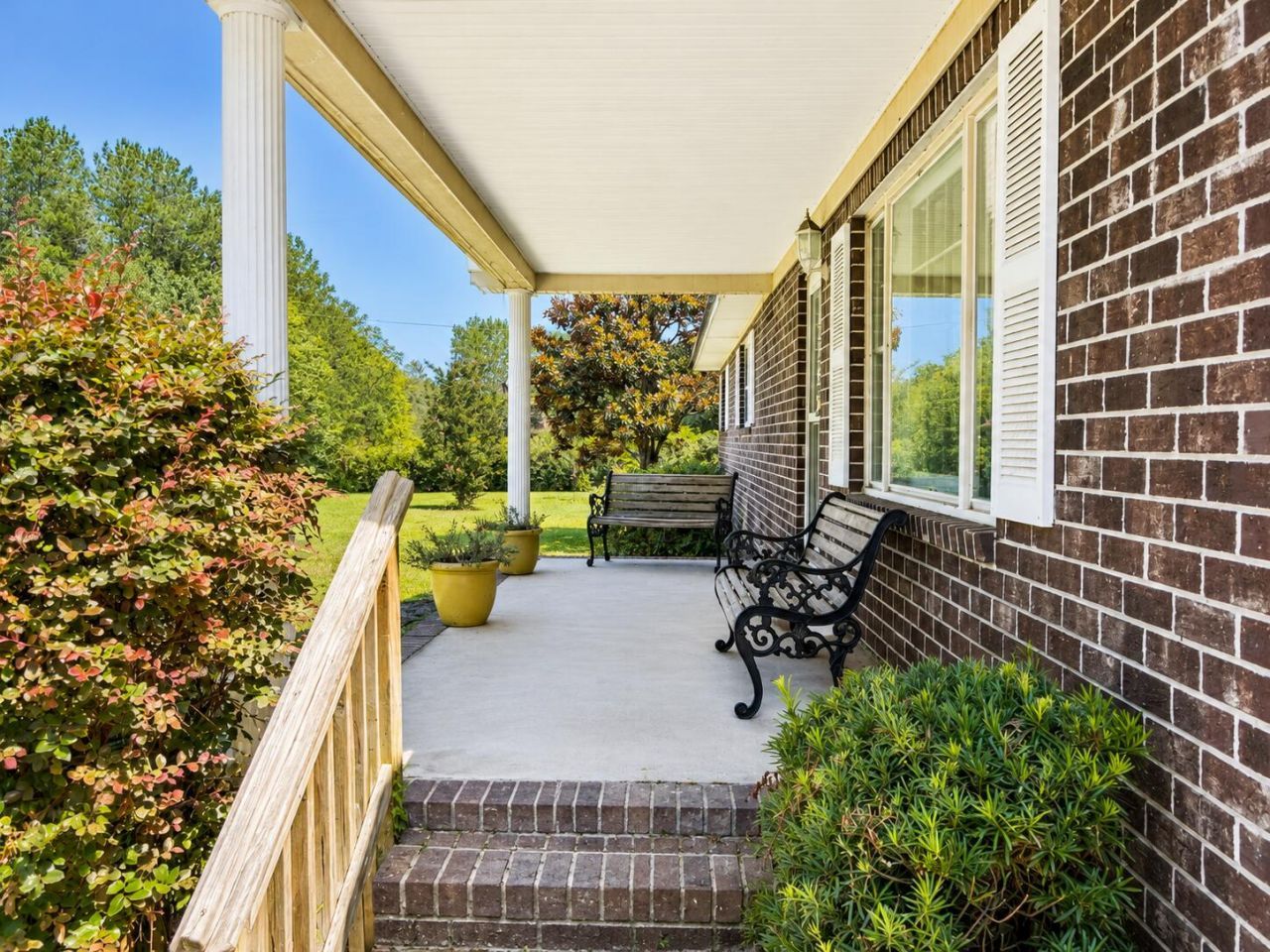 1398 Chicken Creek Road Photo 4