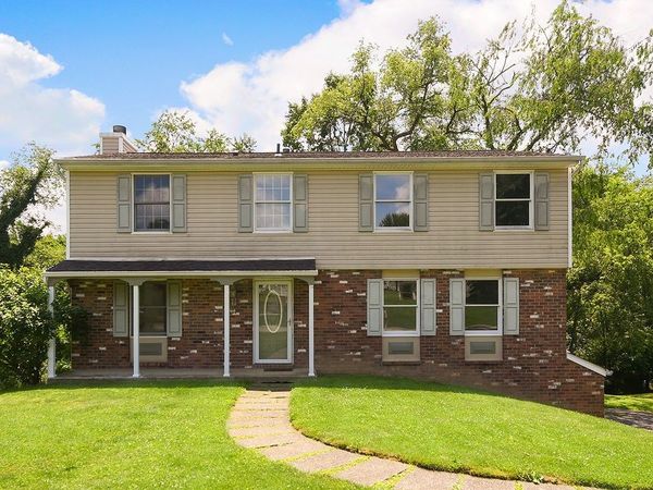 278 Kettering Cir , Gibsonia, PA 15044