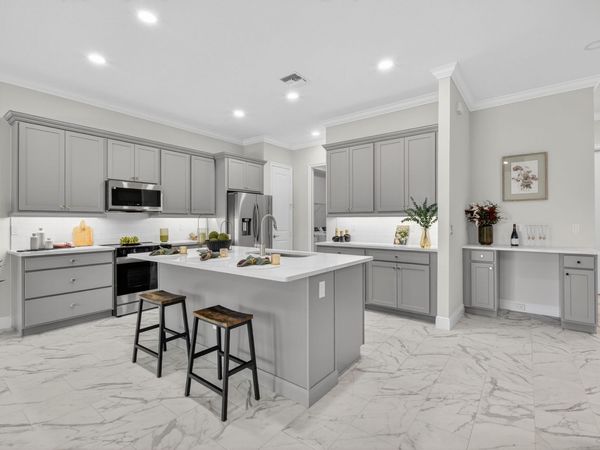 1805 Bridgepointe Circle, Unit 2, Vero Beach, FL 32967