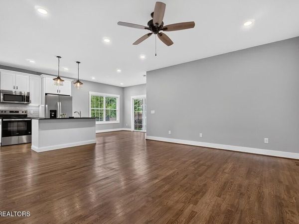 1111 Cross Pointe Drive, Cookeville, TN 38506