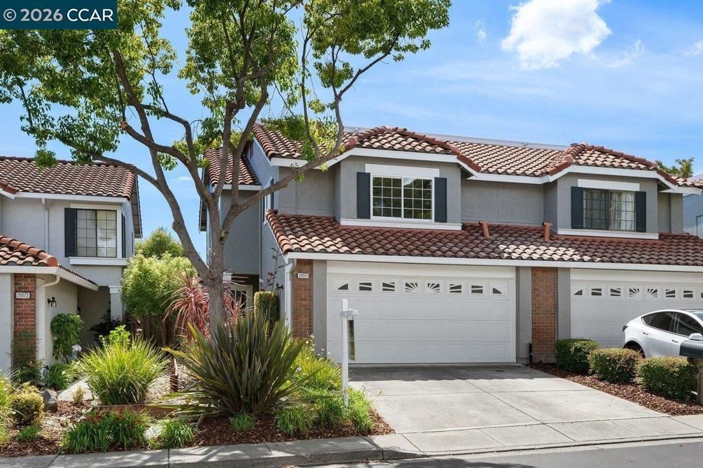 20057 Rawhide Way, Castro Valley, CA 94552 Main Photo