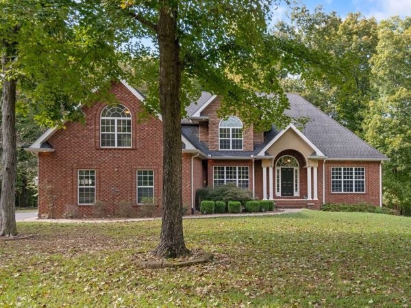 5756 Burgess Gower Rd , Springfield, TN 37172