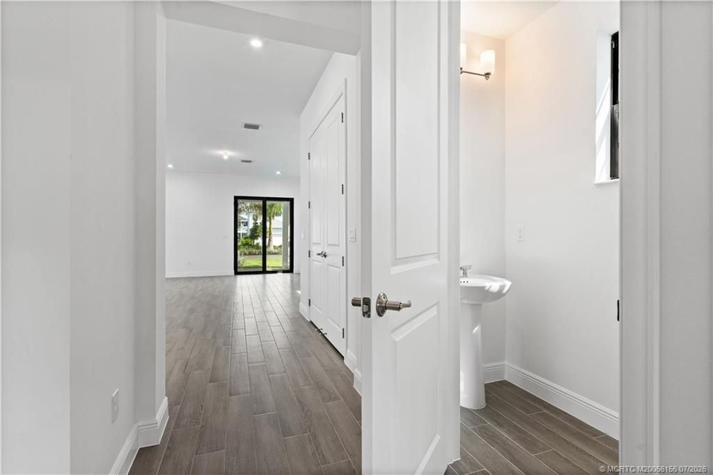 870 SW Newfield Avenue , Palm City, FL 34990 Photo