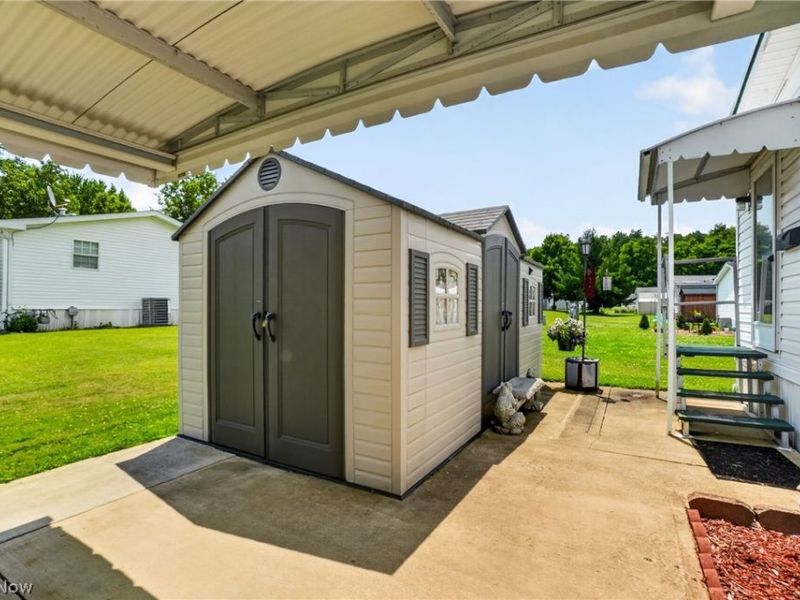 325 Britton Drive, Geneva, OH 44041 Photo 5