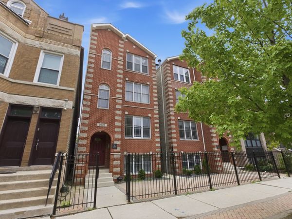 2033 W HURON Street , Unit 3, Chicago, IL 60612