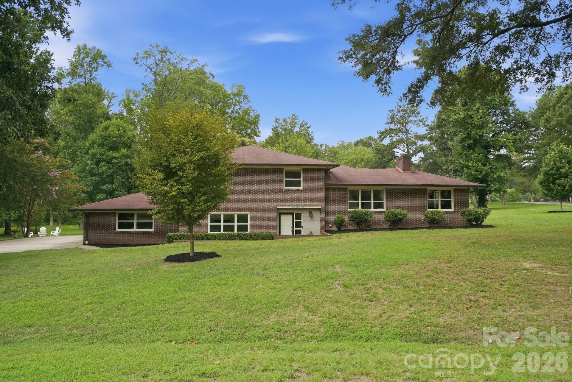 181 Woodlynn Drive, Charlotte, NC 28214 Main Photo