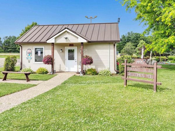 222 GRAND SEASONS DRIVE, Waupaca, WI 54981