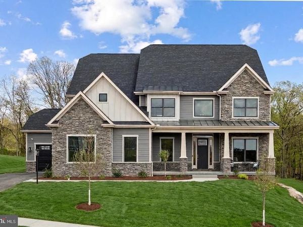 520 NEWCOMEN RD, EXTON, PA 19341