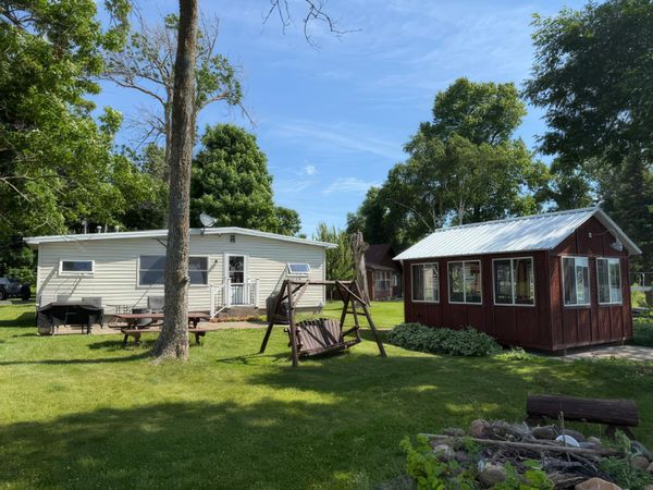 5589 Wildwood Avenue, Isle, MN 56342