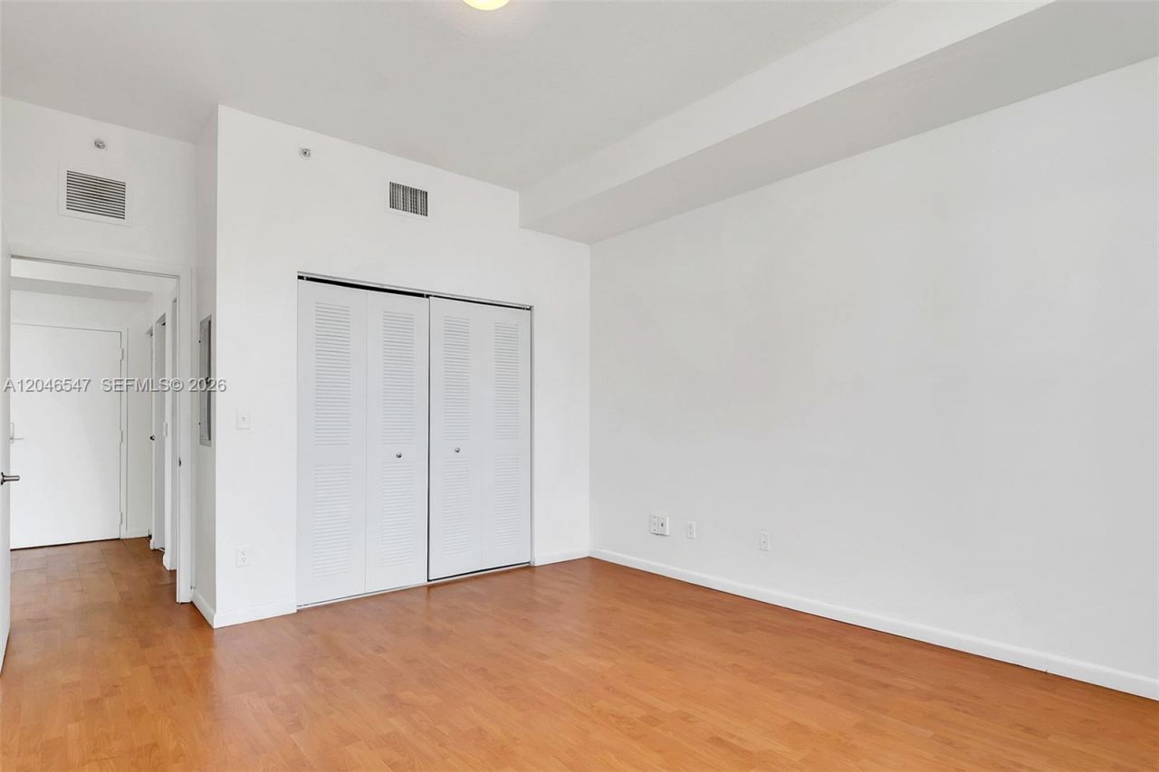 1350 NW 8th Ct , Unit B1-5, Miami, FL 33136 Photo