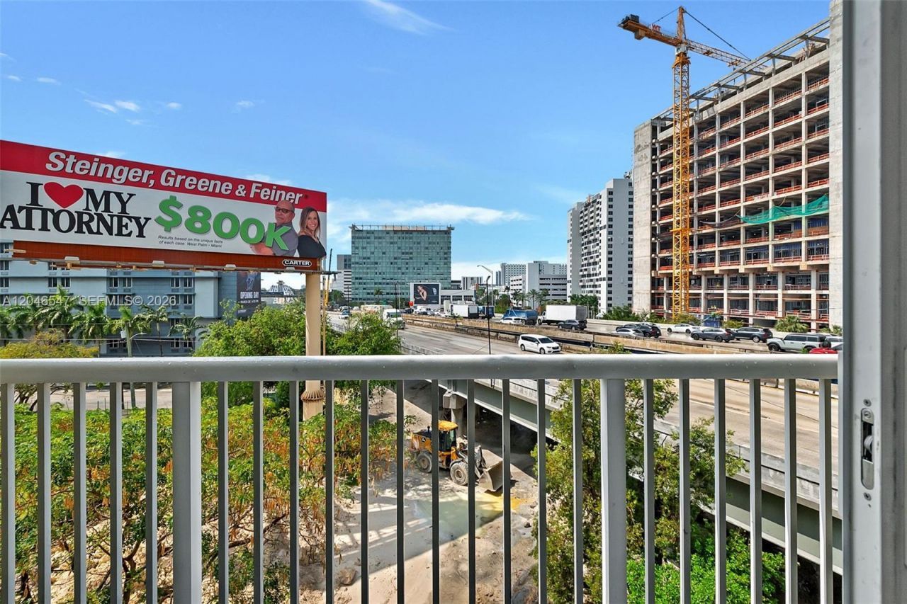 1350 NW 8th Ct , Unit B1-5, Miami, FL 33136 Photo
