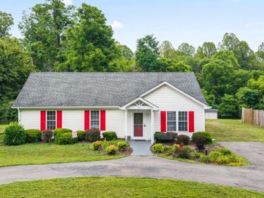 301 Lakeview Drive, Madison Heights, VA 24572