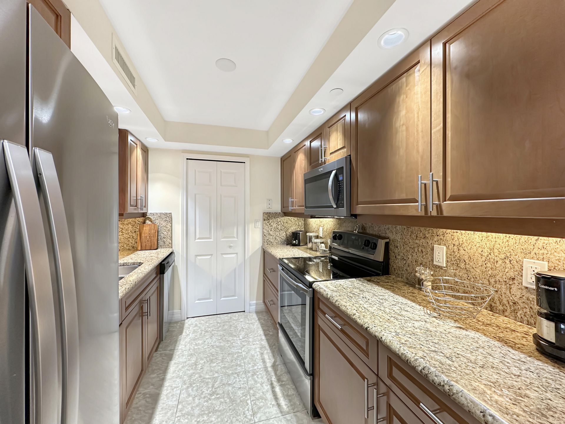3000 N Ocean Drive, Unit 20-b, Singer Island, FL 33404 Photo