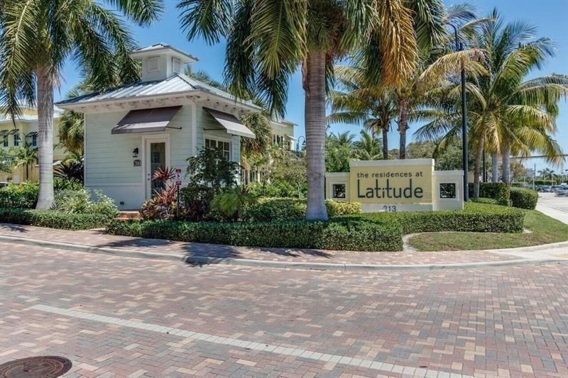 214 S Latitude Circle, Delray Beach, FL 33483 Photo
