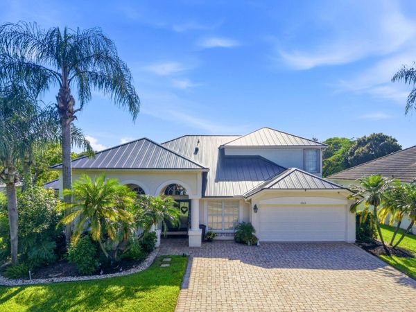 7209 Serrano Terrace, Delray Beach, FL 33446