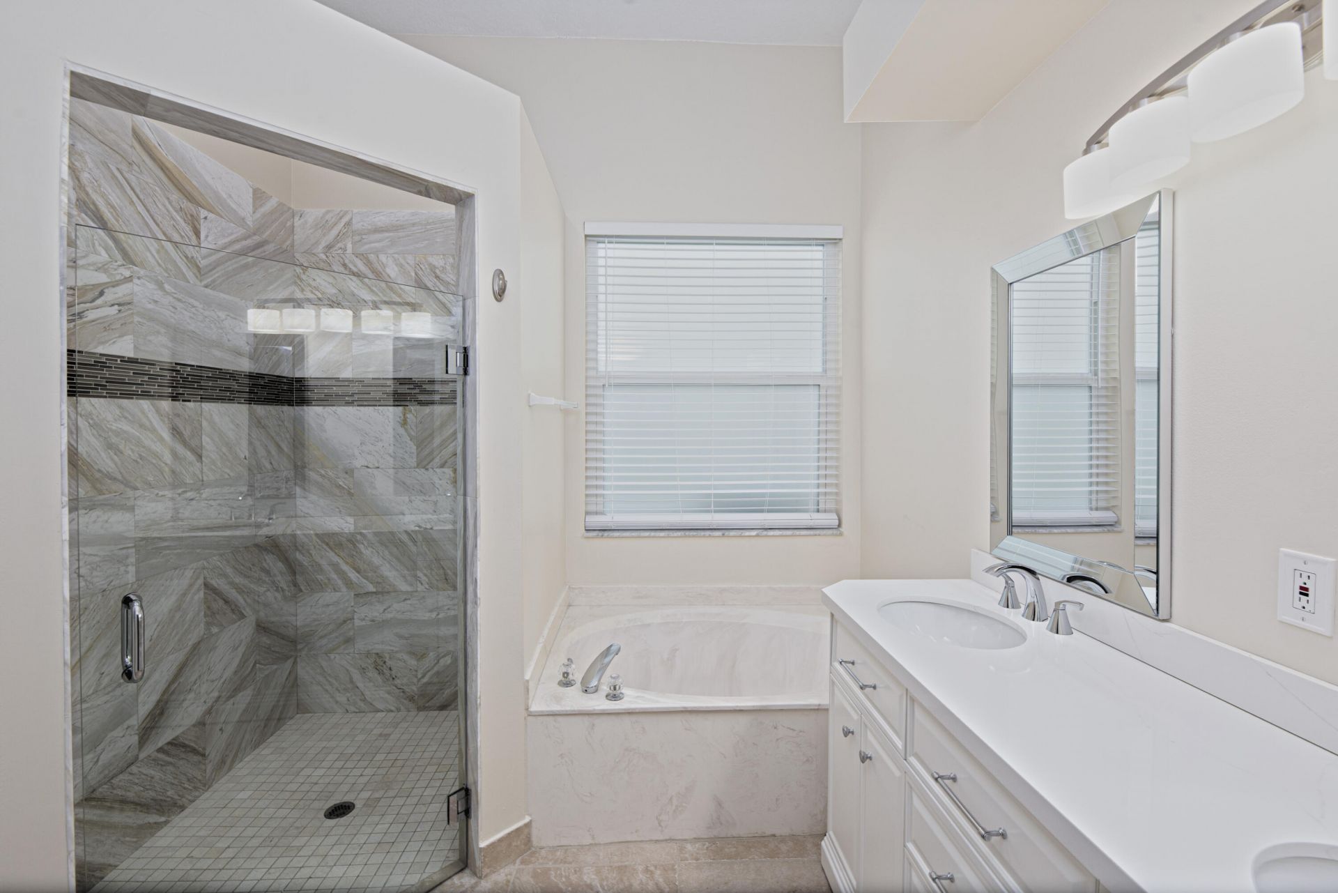 421 SW Crabapple Cove, Port Saint Lucie, FL 34986 Photo