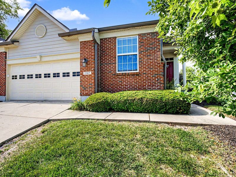 2567 Eagle View Drive, Dayton, OH 45431 Photo 1