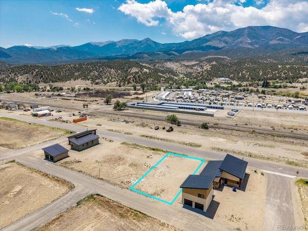 4990 Main Street, Salida, CO 81201
